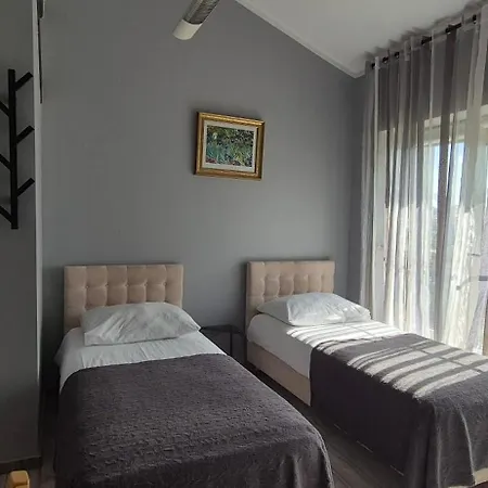 Sejf House Homestay